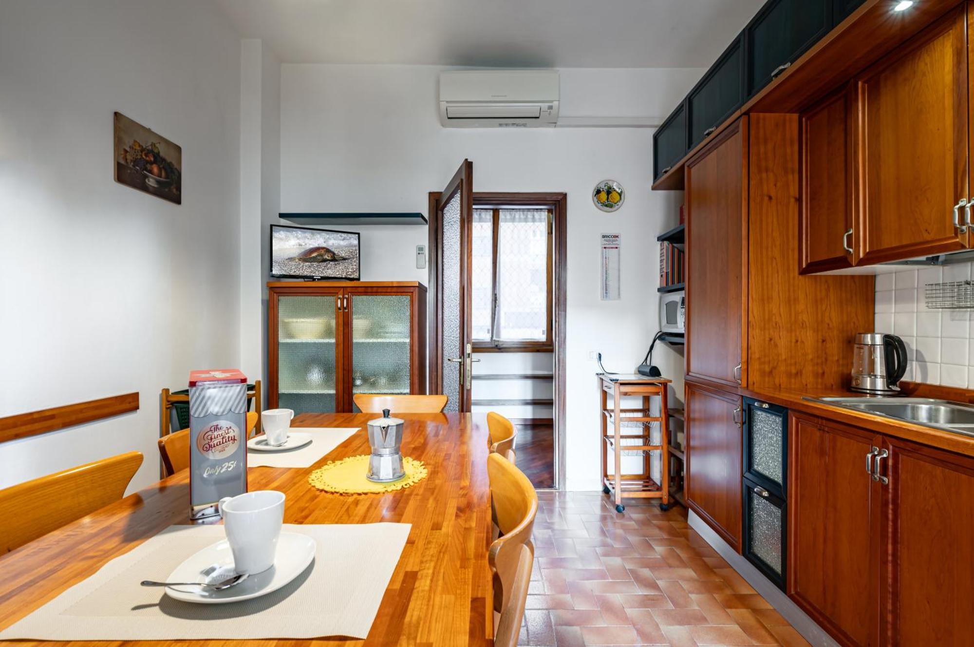Visarno & University Roomy Flat X6 With Parking フィレンツェ エクステリア 写真
